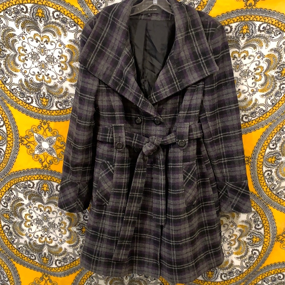 Jones New York Black/grey/purple plaid coat
